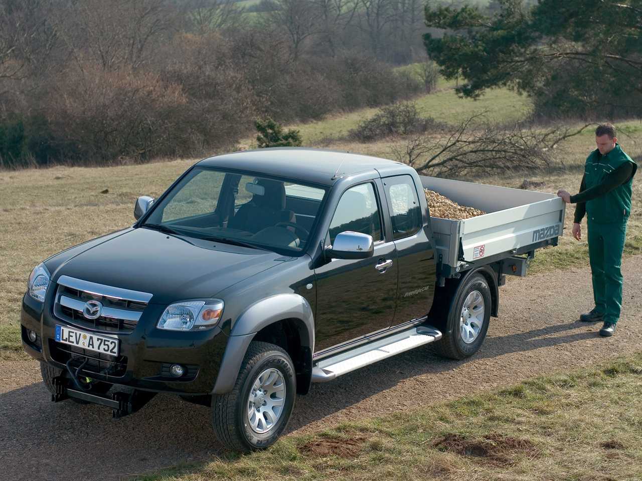 2021 mazda bt-50 xt: sharp suited workhorse