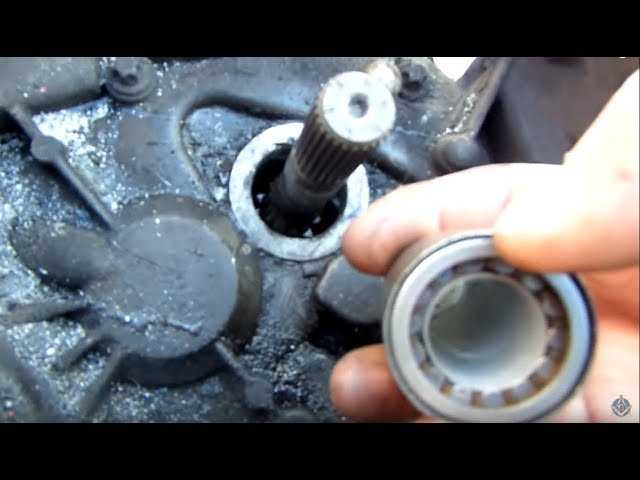 Замена сальников коробки передач Renault Logan