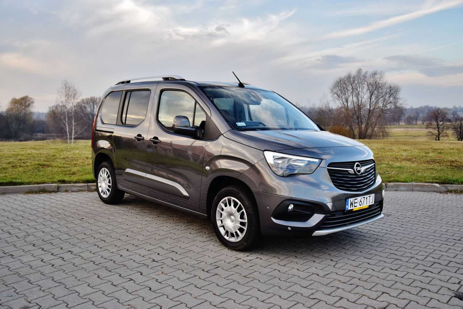 Opel combo life - новый утилитарный минивэн от немецкого бренда