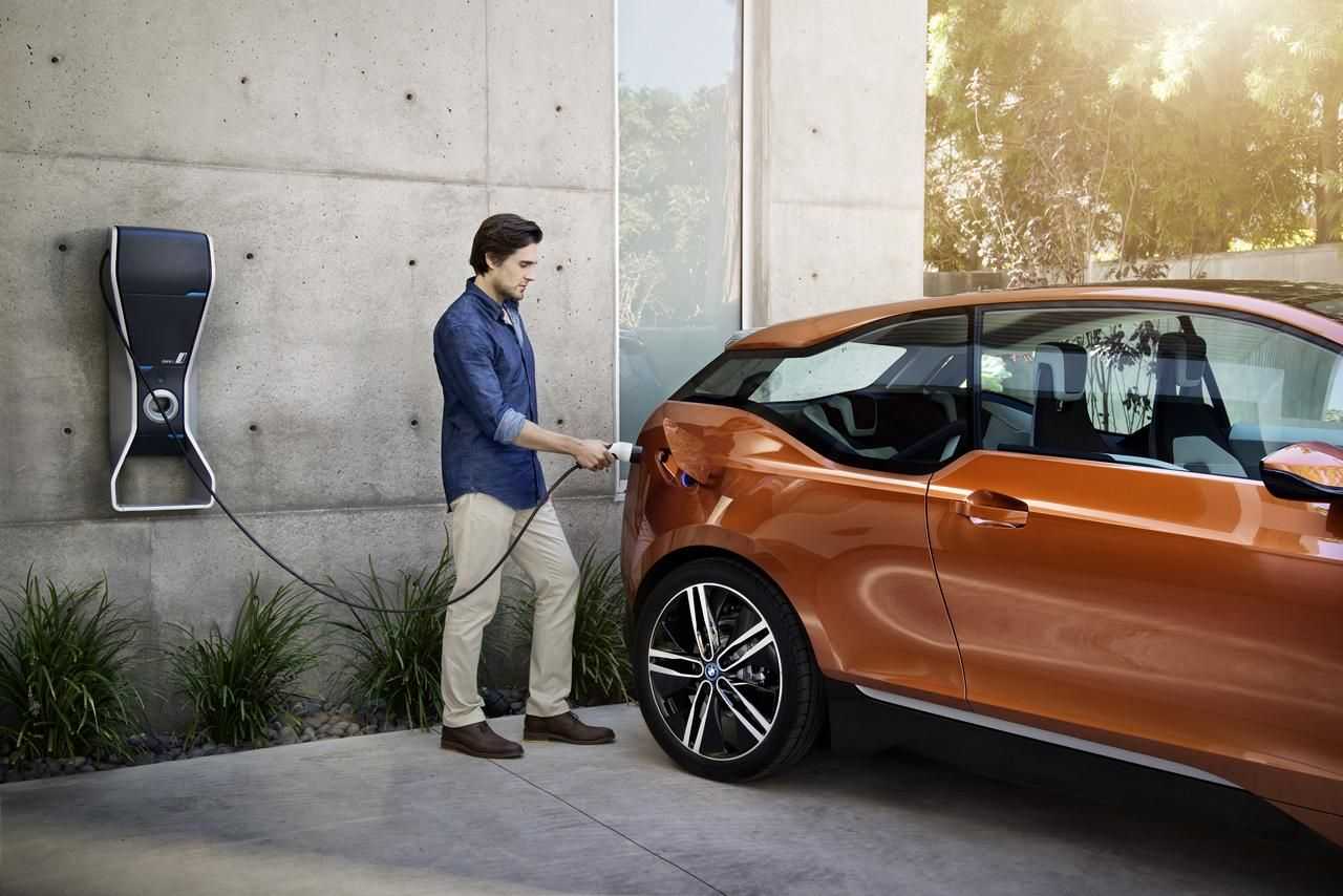 Стоит ли покупать электромобиль, проверка bmw i3 на практике