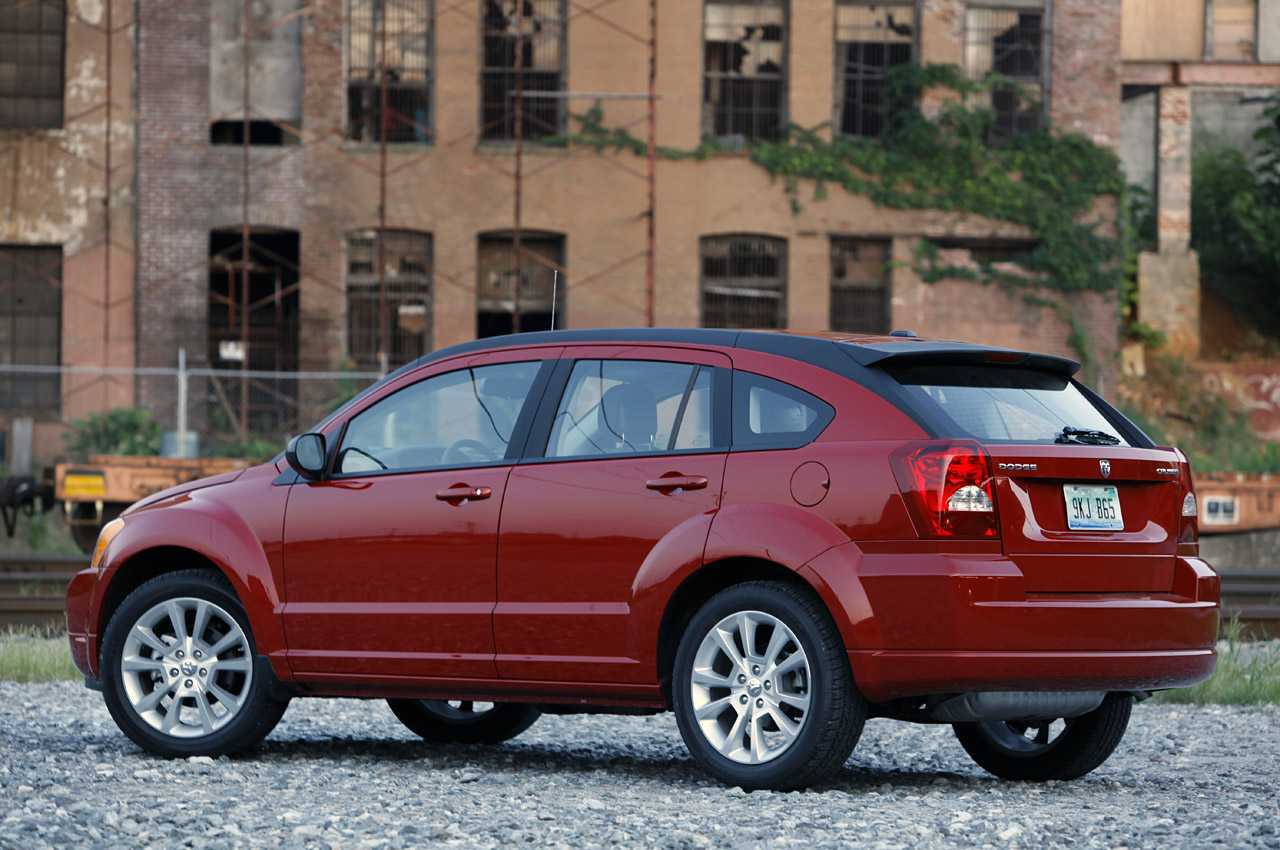 Dodge caliber технические характеристики клиренс. dodge caliber: обзор, технические характеристики, отзывы. экстерьер и салон