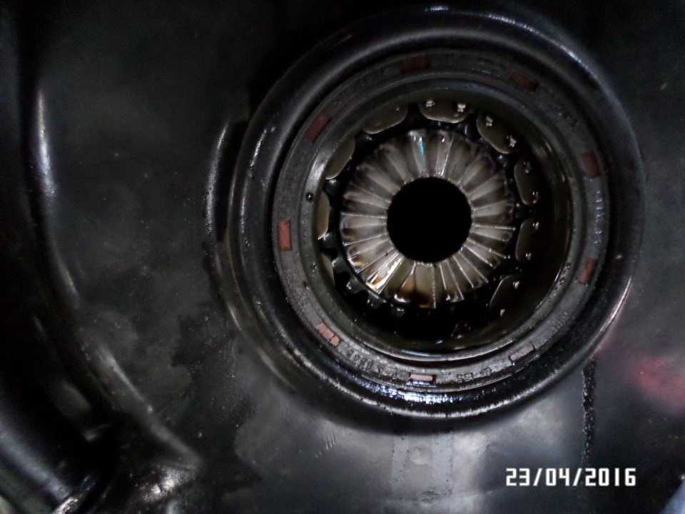 Замена сальника передней крышки коленчатого вала | двигатели | руководство volkswagen