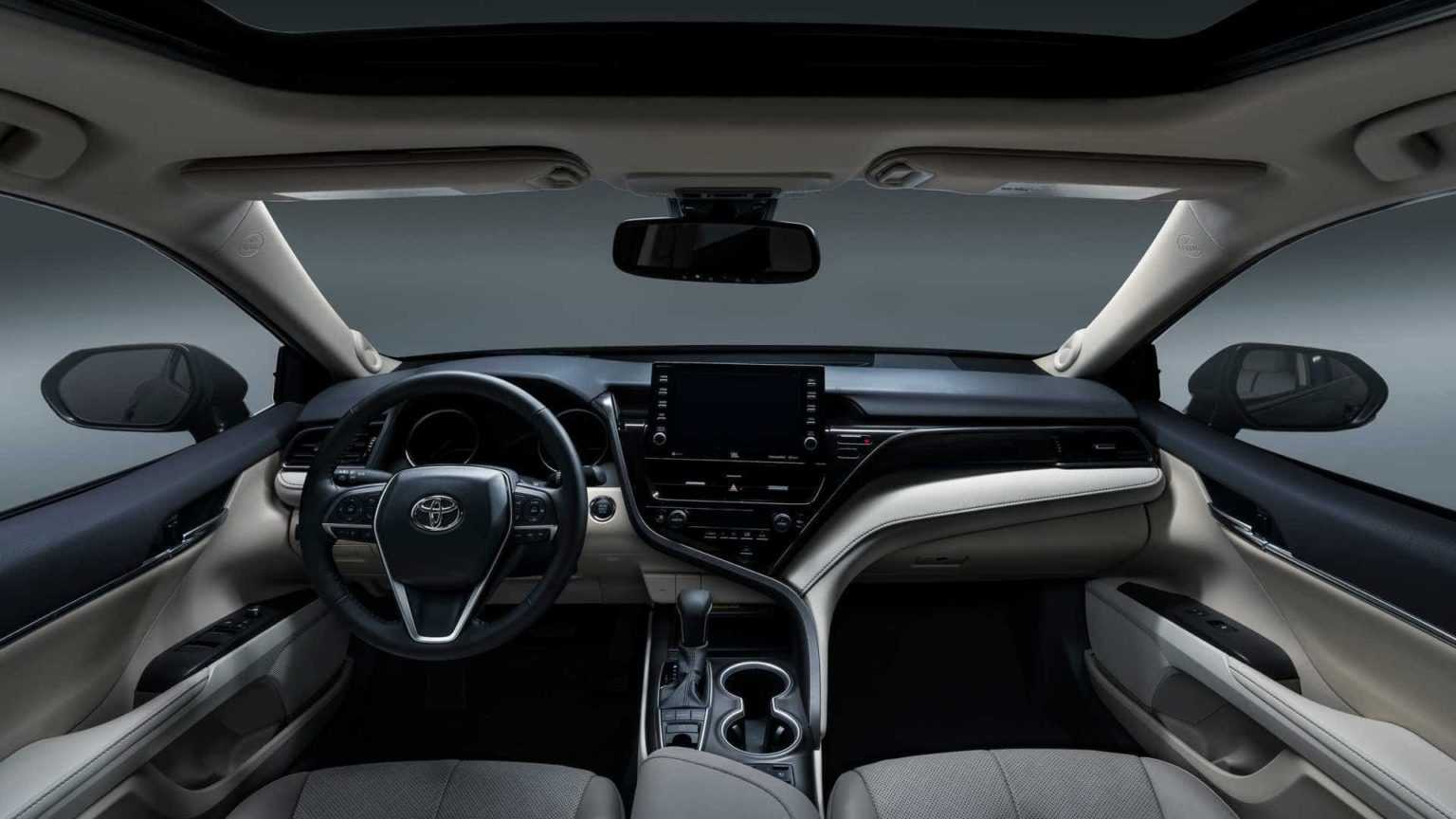 Toyota camry hybrid 2021 (le, xle и se)