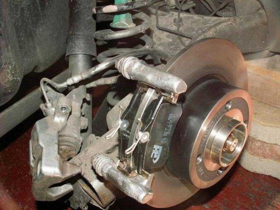 Замена заднего тормозного диска renault megane 2