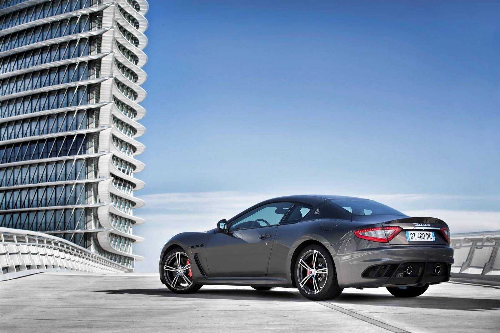 Maserati granturismo – хищный зверь в 1880 кг весом