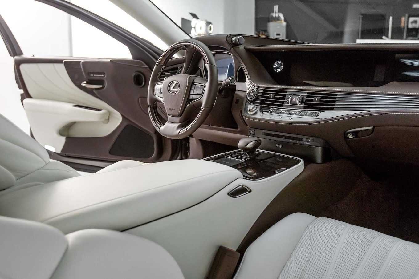 Lexus ls