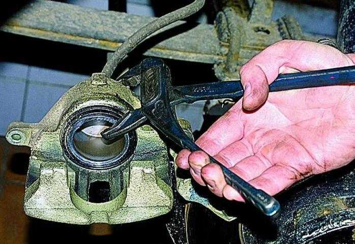 Дефекты кровли зданий и повреждения: описание и виды дефектов