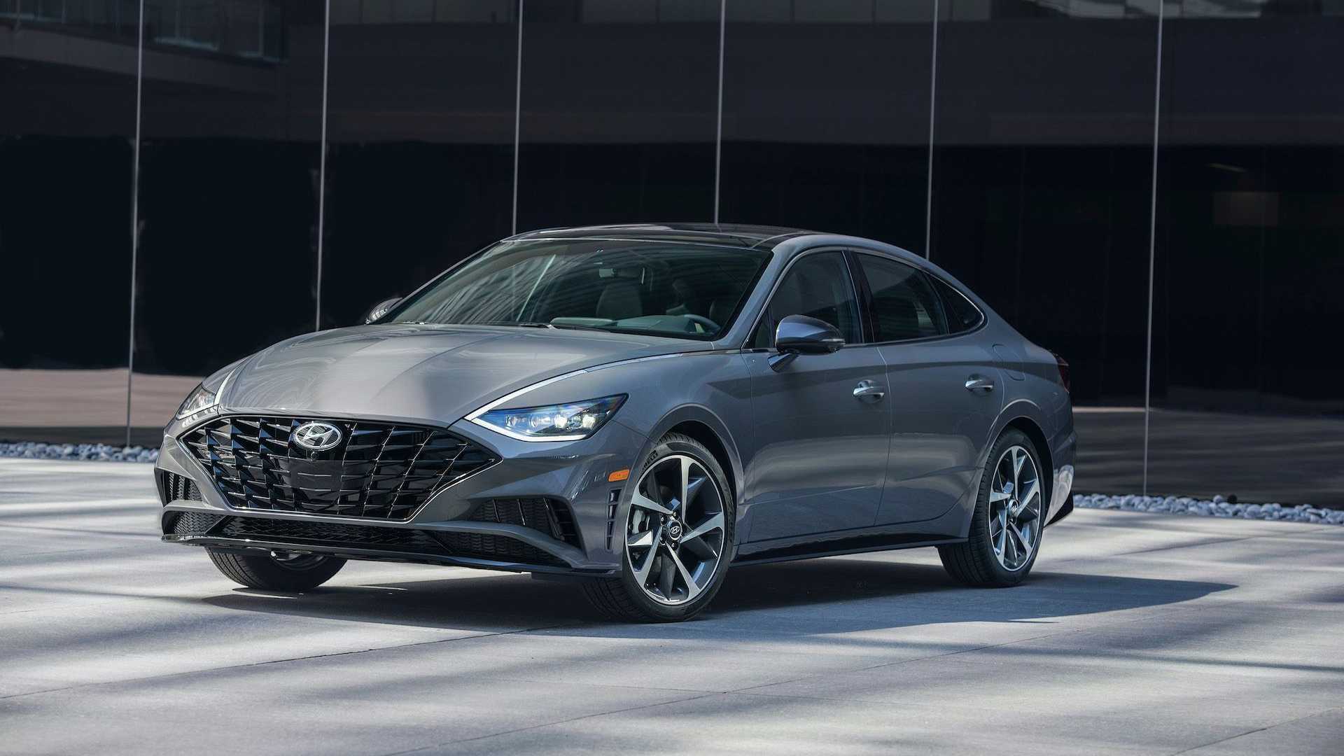 Hyundai sonata dn8 2019/2020 восьмого поколения в россии, обзор, характеристики, комплектации и цены, тест драйв новой модели - autotopik.ru