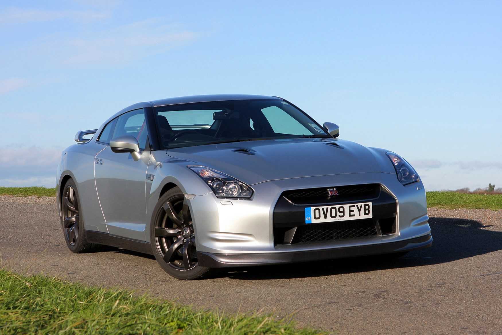 2023 nissan gtr review: new 2023 nissan gtr looks unbelievable