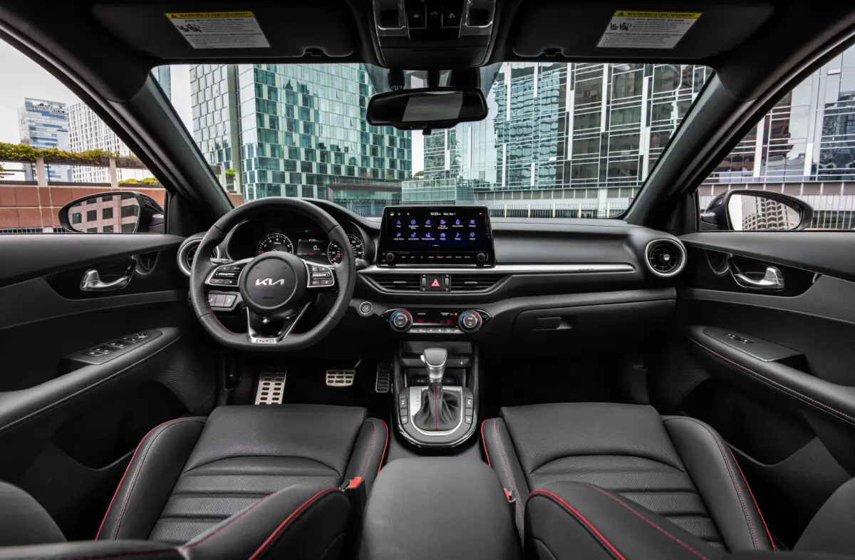 Комплектация kia cerato «luxe» 2022 года — provolochki.ru